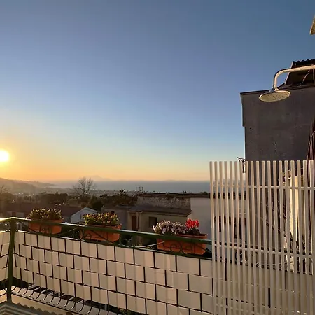 Maresca's Rooftop Sea View Sorrento Appartement *