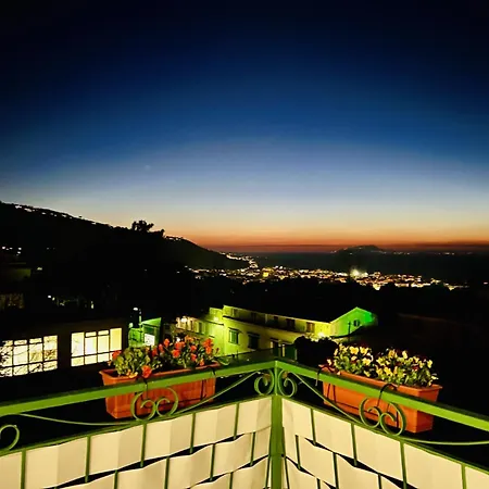Maresca's Rooftop Sea View Sorrento * Piano di Sorrento